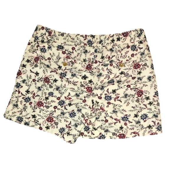LOFT Ann Taylor size 6 cotton white floral printed shorts - Picture 7 of 8